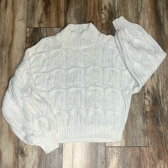 Gabrielle Union NWOT S sweater - Picture 1 of 4